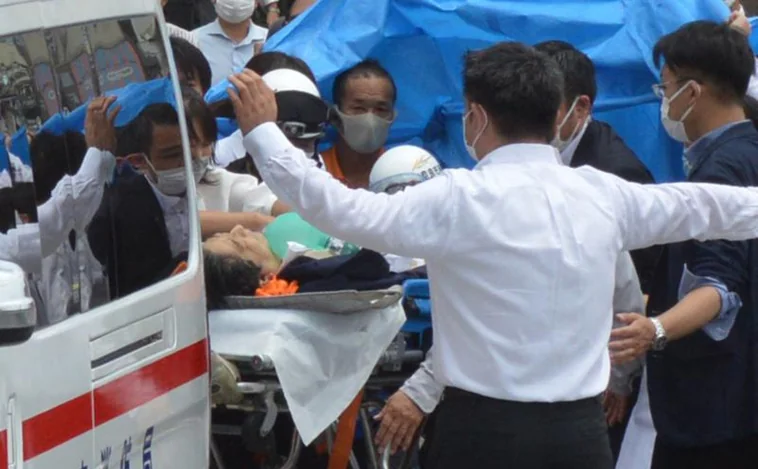 Los vídeos del atentado que ha acabado con la vida de Shinzo Abe