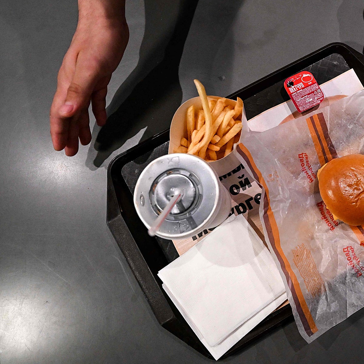 El «McDonalds ruso», sin patatas fritas por las sanciones