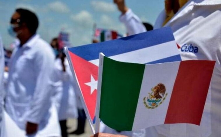 Salario de miseria para los médicos cubanos en México: 100 dólares al mes mientras el régimen recibirá 1.700
