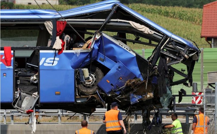 Al menos doce peregrinos polacos mueren y otros 31 resultan heridos en un accidente de tráfico en Croacia