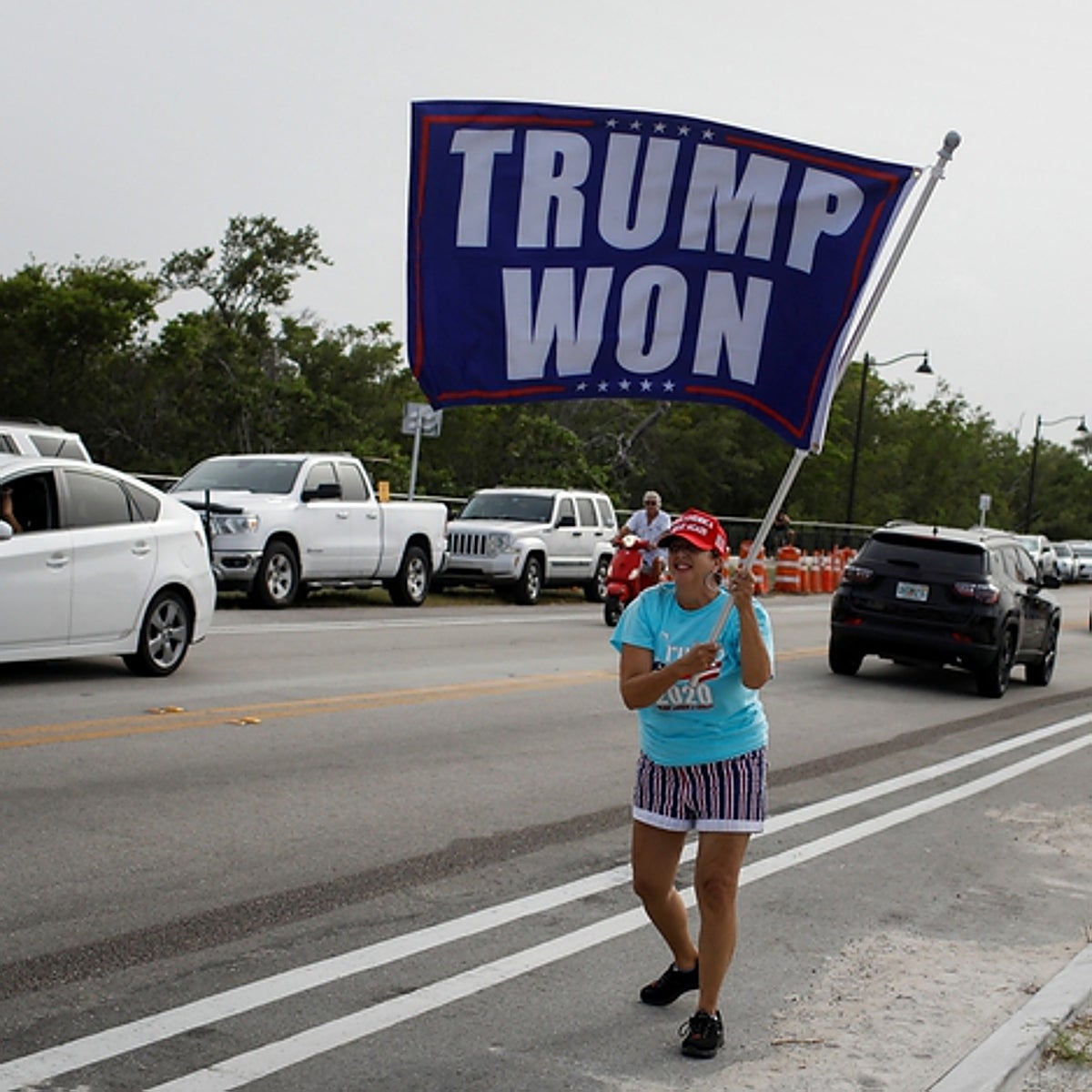 El FBI se llevó doce cajas con documentos que estaban en el sótano de Trump