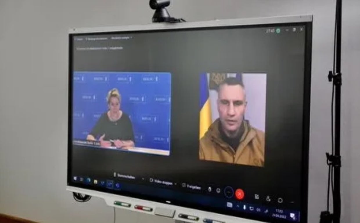 Así se vio la conversación en video entre la alcaldesa gobernante de Berlín, Franziska Giffey (SPD), y el presunto Vitali Klitschko