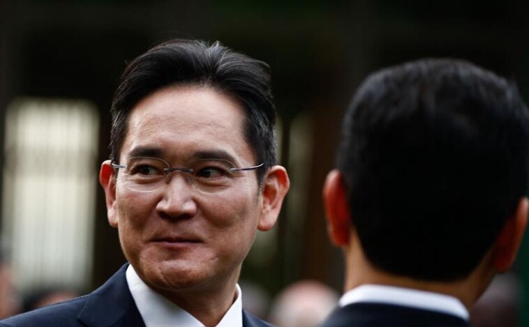 Corea del Sur indulta al heredero de Samsung
