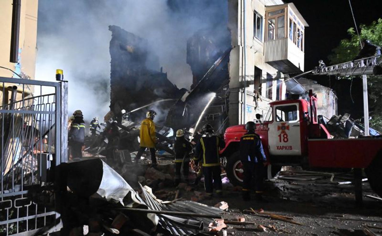 Los misiles rusos matan, al menos, a 12 civiles en nuevos ataques contra Járkov y sus alrededores