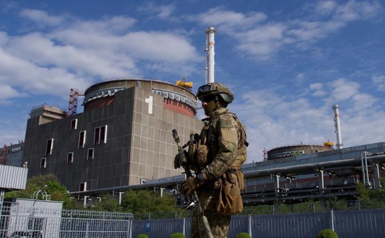 Cortes de suministro y tensión militar en torno a la central nuclear de Zaporiyia