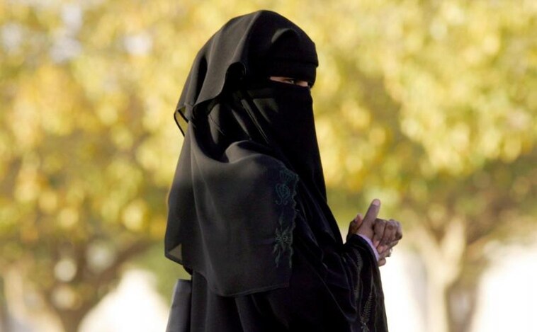 Arabia Saudí condena a otra mujer a 45 años de cárcel por sus tuits