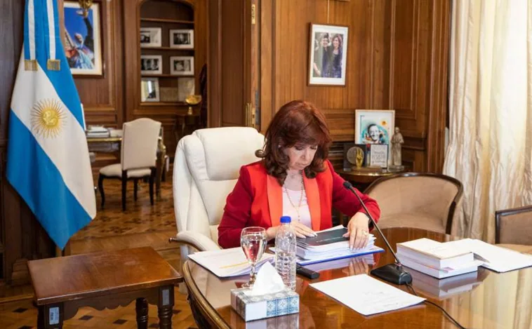 Cristina Fernández de Kirchner se defiende en el juicio por corrupción: «Es un disparate»