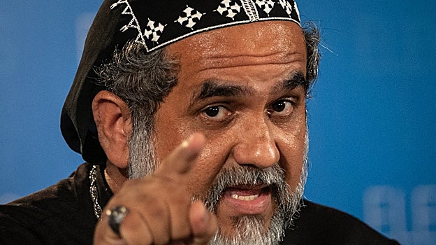 El padre Kelmon, el jueves durante el debate