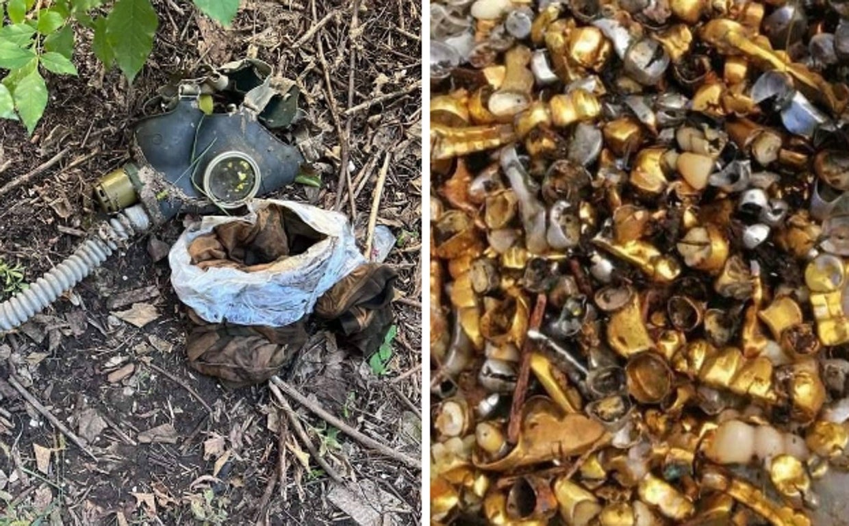 Una máscara de gas y dientes encontrados en Pisky-Radkivski (Ucrania)