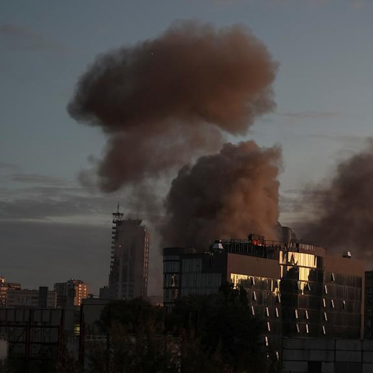 Rusia bombardea el centro de Kiev con drones kamikaze iraníes