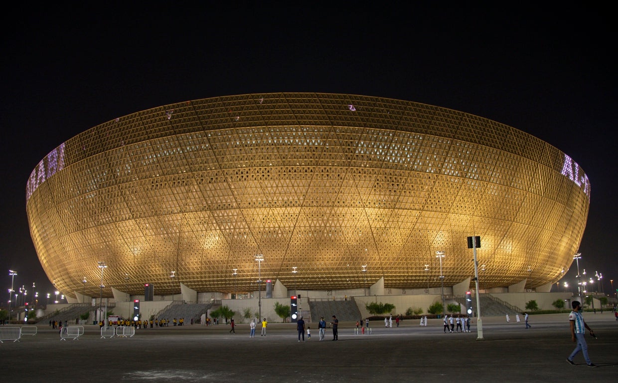 El Estadio Lusail, que albergará partidos durante la Copa Mundial de Fútbol de la FIFA 2022, en Qatar, Doha