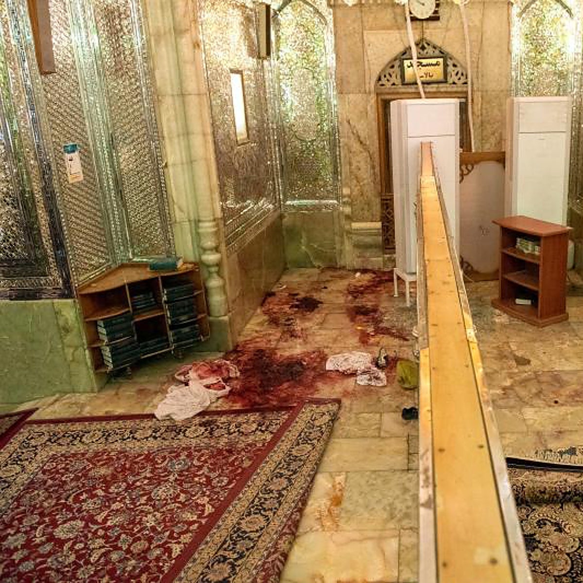 Daesh mata a 15 personas en un santuario chií de Irán en plena ola de protestas