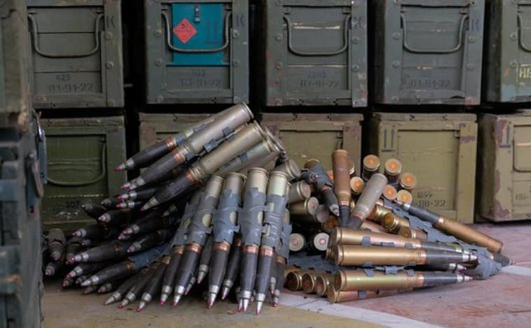 Miles de armas enviadas a Ucrania terminan en el mercado negro