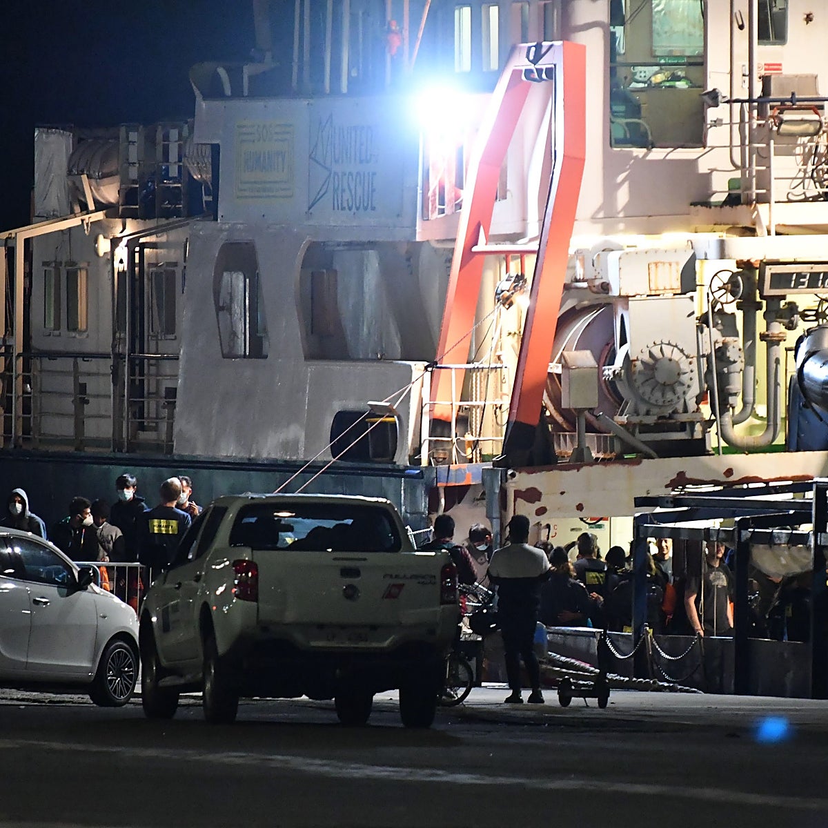 Meloni, ante la emergencia migratoria: «Defenderemos las fronteras, como han pedido los italianos»