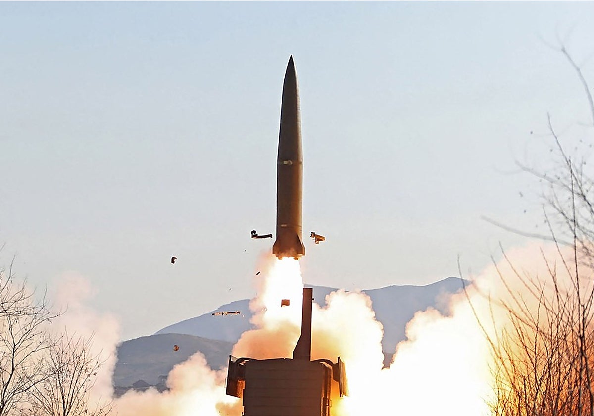 Corea del Norte lanza un nuevo misil balístico hacia el mar de Japón