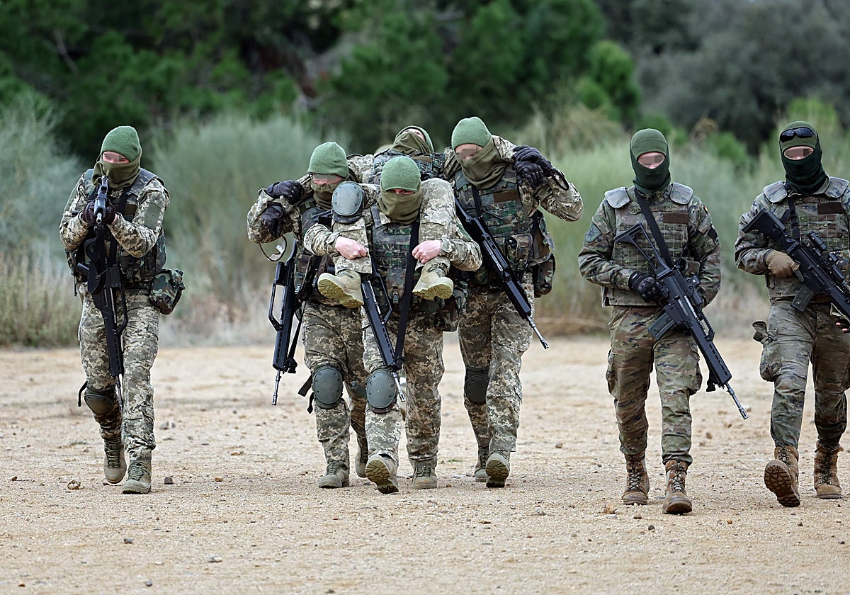 La mili de civiles ucranianos en Toledo para volver y luchar contra Rusia