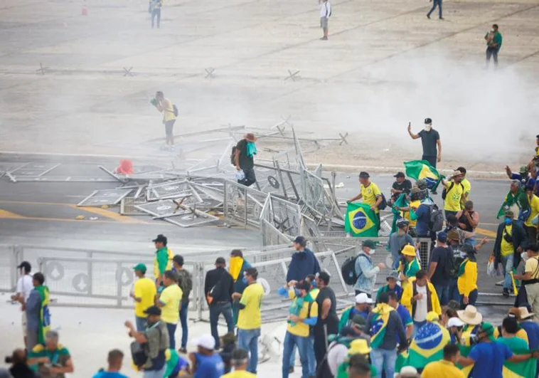 El asalto a las instituciones brasileñas, en imágenes