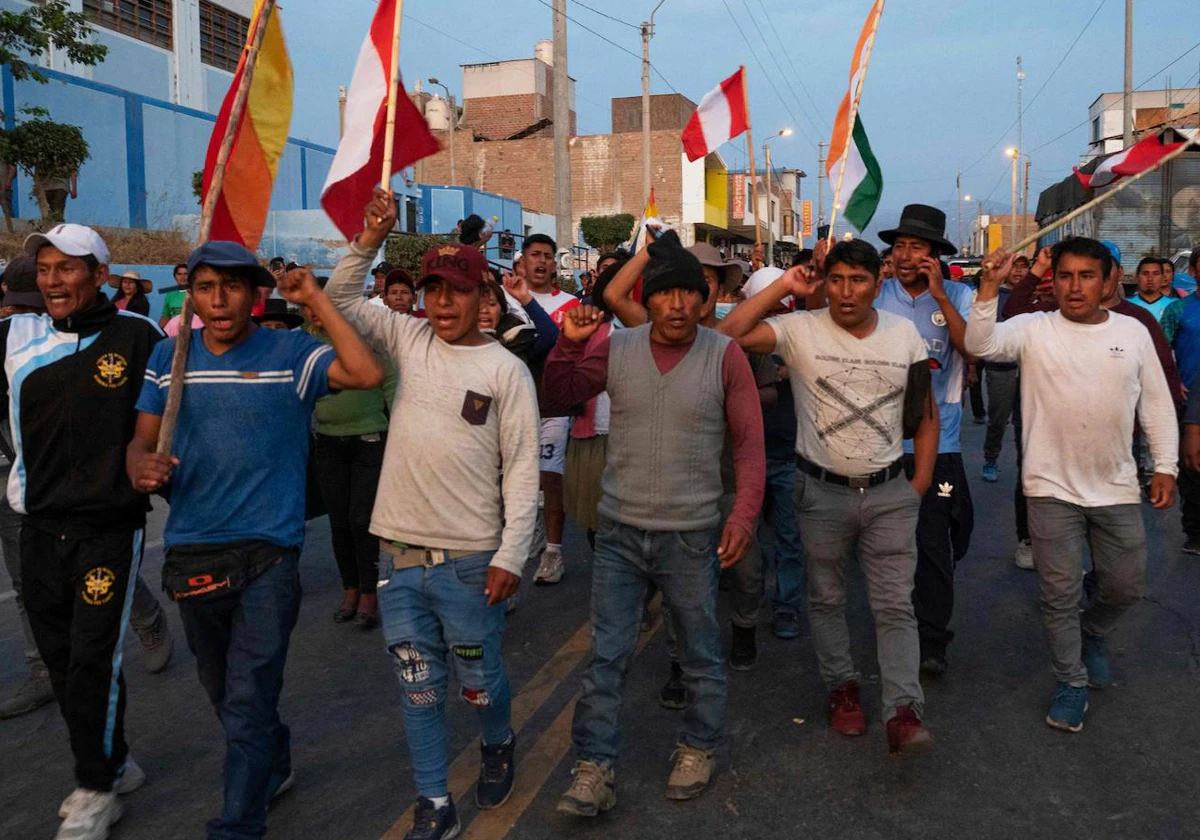 Los peruanos se concentran en Lima para participar en la gran protesta contra el Gobierno de Boluarte