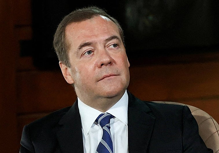 El expresidente ruso Medvédev amenaza con una «guerra nuclear» si sigue aumentando la ayuda occidental a Ucrania