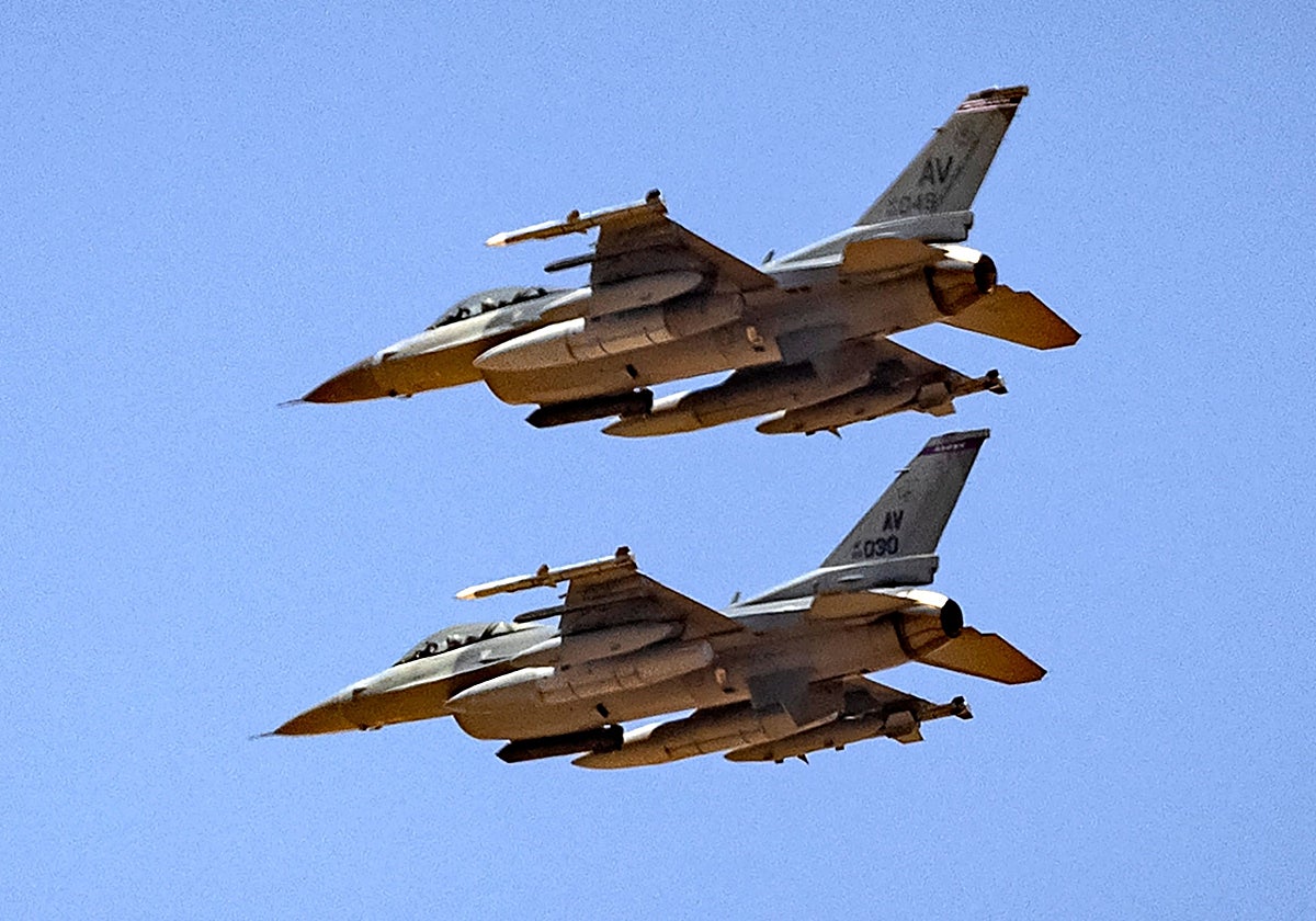 Aviones F-16