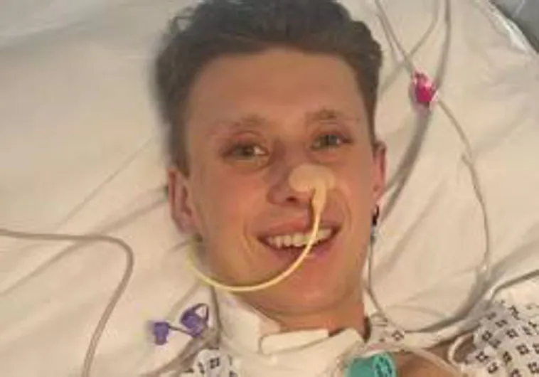 Un joven futbolista acude al hospital por una gripe y terminan amputándole las piernas