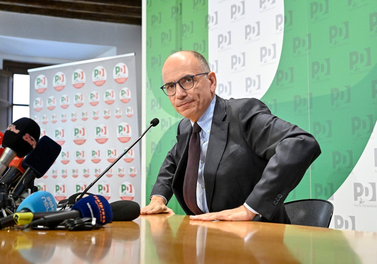 Enrico Letta, secretario del Partido Democrático (PD) italiano, asiste a una rueda de prensa