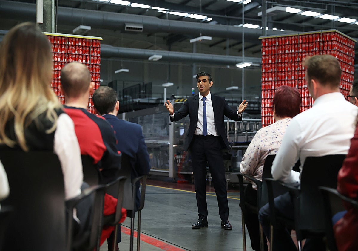 Sunak mantiene este martes un encuentro con líderes empresariales locales en Belfast