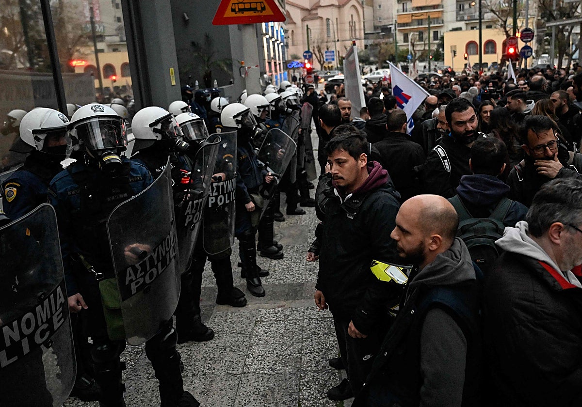 Protestas en Grecia tras el accidente de tren