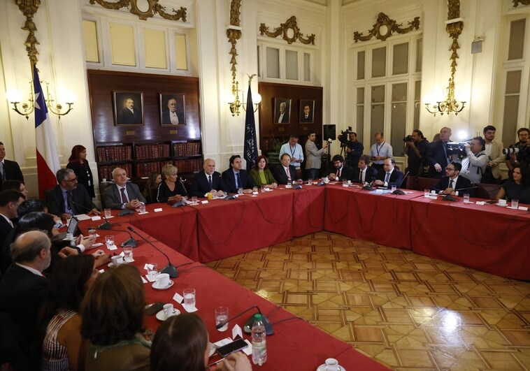 Chile comienza la redacción de una nueva propuesta de Constitución