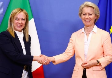 La evolución de la política migratoria de Meloni: de la «invasión» a la solidaridad