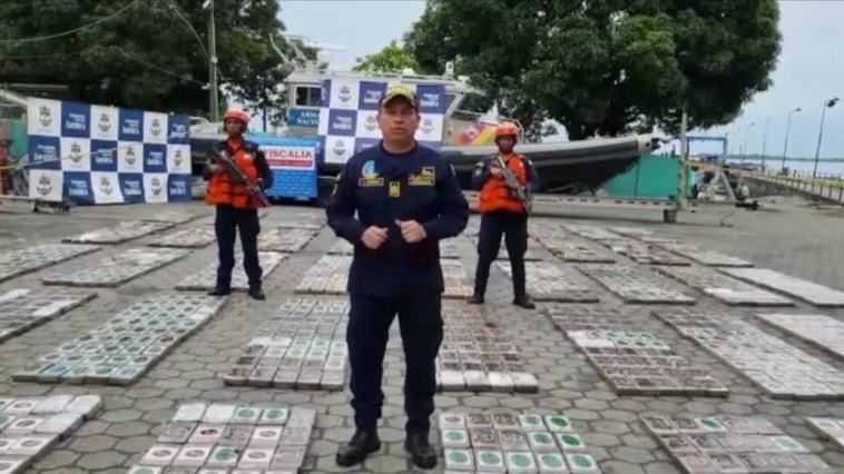 La Armada colombiana encuentra un narcosubmarino lleno de cocaina