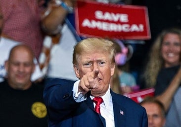 Trump pide a sus fieles que salgan a protestar para impedir que «sea arrestado» el próximo martes