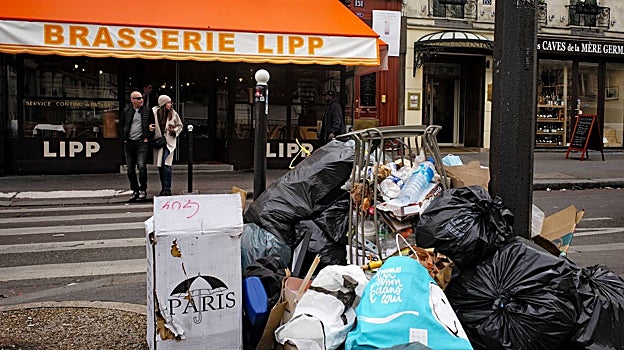 Puerta del restaurante Lipp, uno de los más famosos de París