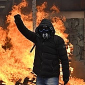 La reforma de las pensiones radicaliza a los jóvenes franceses