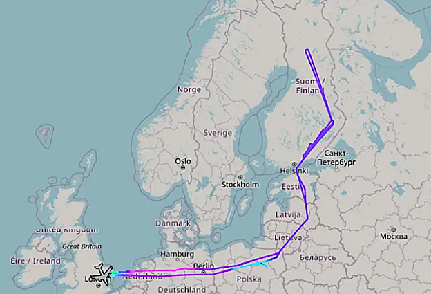 El vuelo del RC-135W capturado por ADS-B Exchange