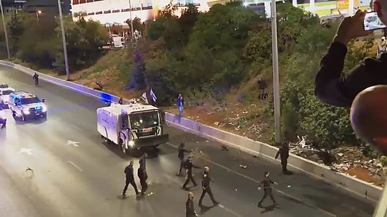 La congelación del proyecto de Netanyahu para reformar la Justicia no calma las protestas