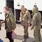 Rusia y Ucrania canjean un centenar de prisioneros por cada lado