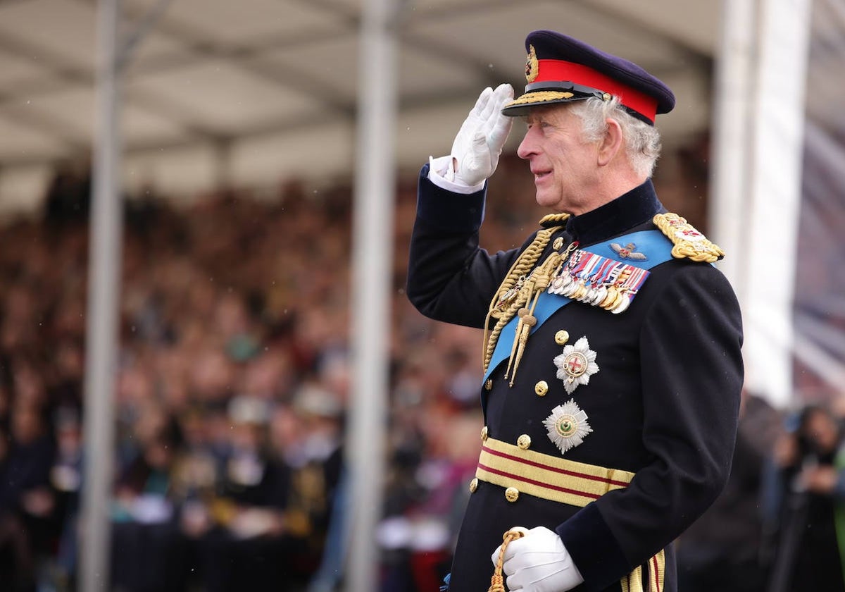 El Rey Carlos III en la Academia Militar de Sandhurst