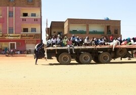 Empieza alto el fuego de 72 horas en Sudán tras 10 días de combates y 400 muertos