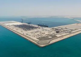 China reanuda en secreto la construcción de una base militar en Emiratos Árabes Unidos