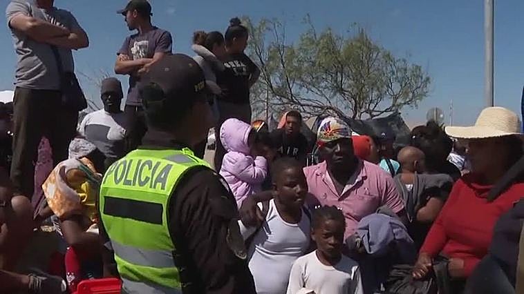 Perú pone a su ejército a controlar los pasos fronterizos con Chile