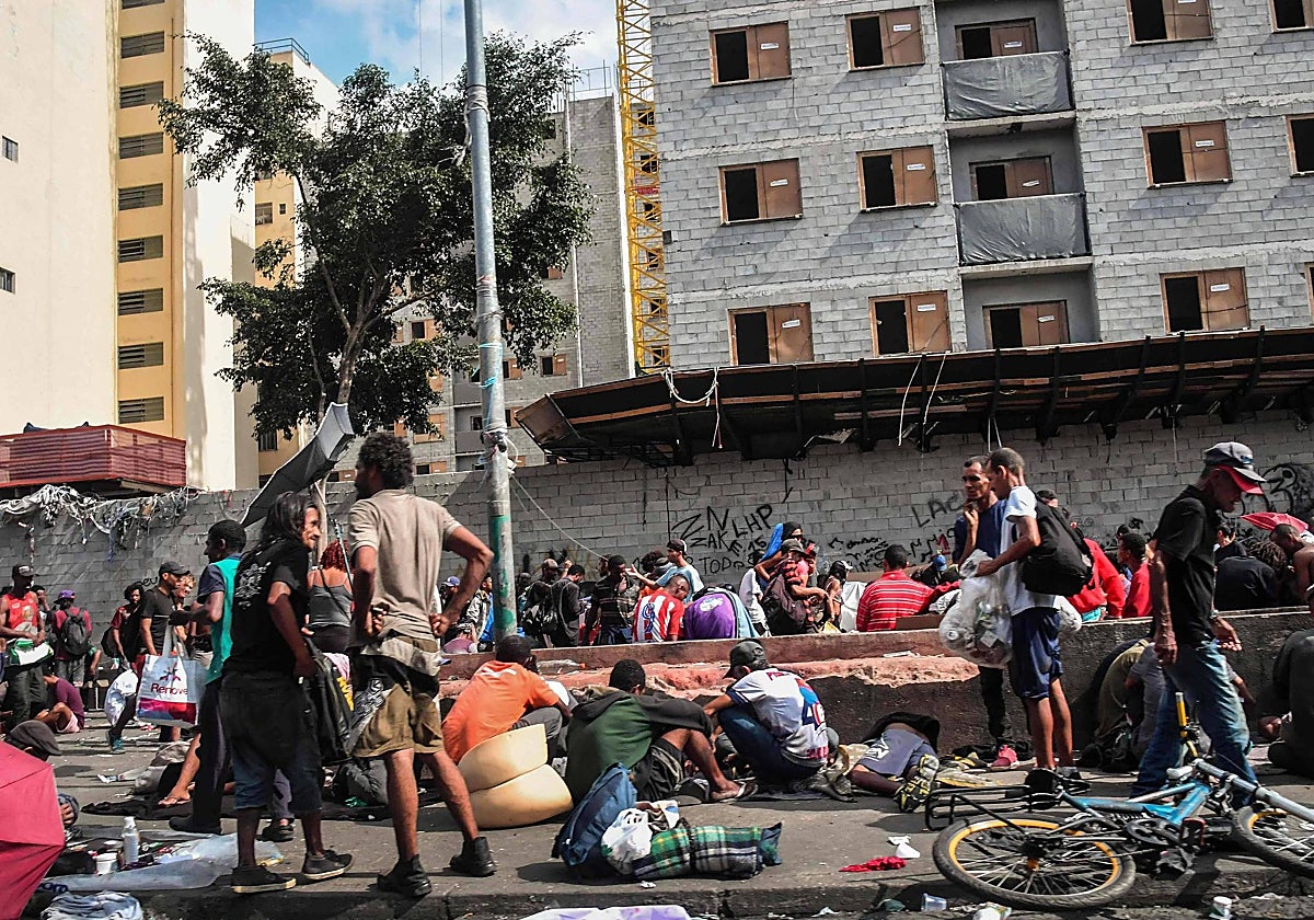 Por las calles del centro no llegan repartidores, taxistas y carteros
