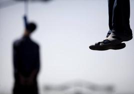 Irán ejecuta en la horca a dos hombres por blasfemia y profanación del Corán