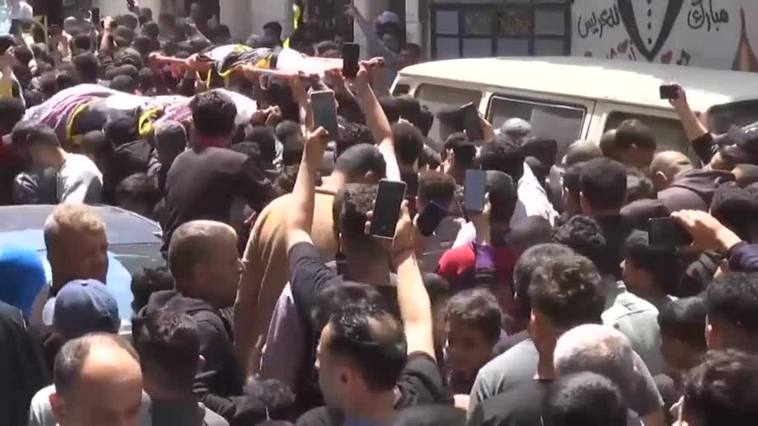 Masivo funeral de los comandantes de la Yihad asesinados en Gaza