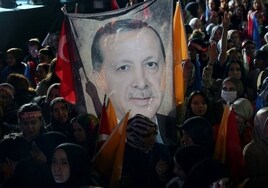 Erdogan confía en que el voto en el exterior le dé la victoria en la segunda vuelta