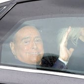 Silvio Berlusconi abandona el hospital tras seis semanas internado