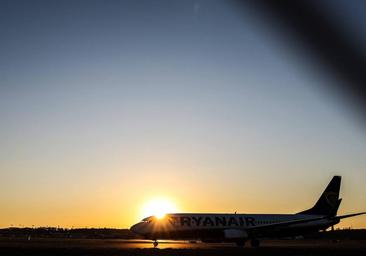 Francia prohíbe tras casi dos años de polémicas los vuelos internos cortos si hay una alternativa en tren