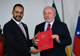 Lula, tras hablar con Putin, invita a Maduro a una cumbre