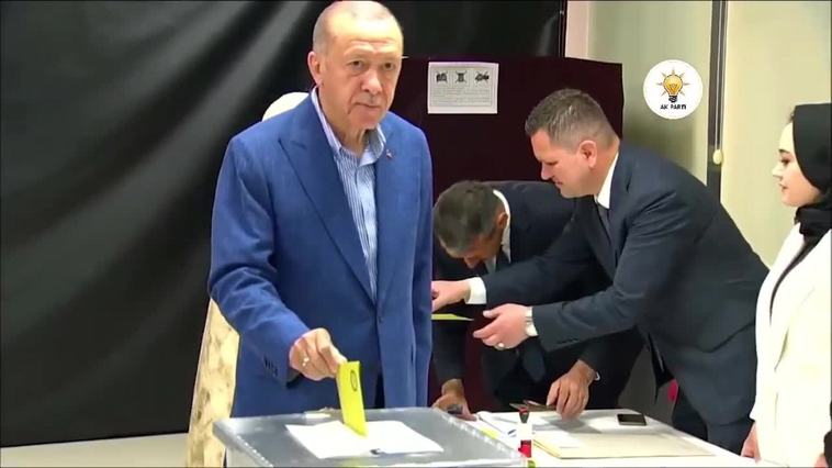 Turquía acude a las urnas para votar la Presidencia en segunda vuelta