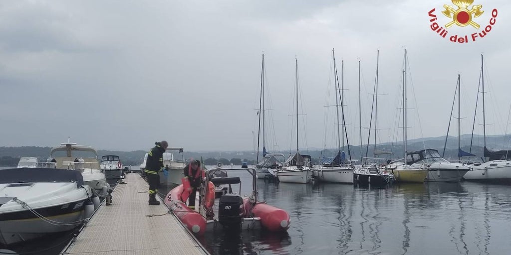 Cuatro muertos, entre ellos tres espías, tras volcar una turística embarque en Italia